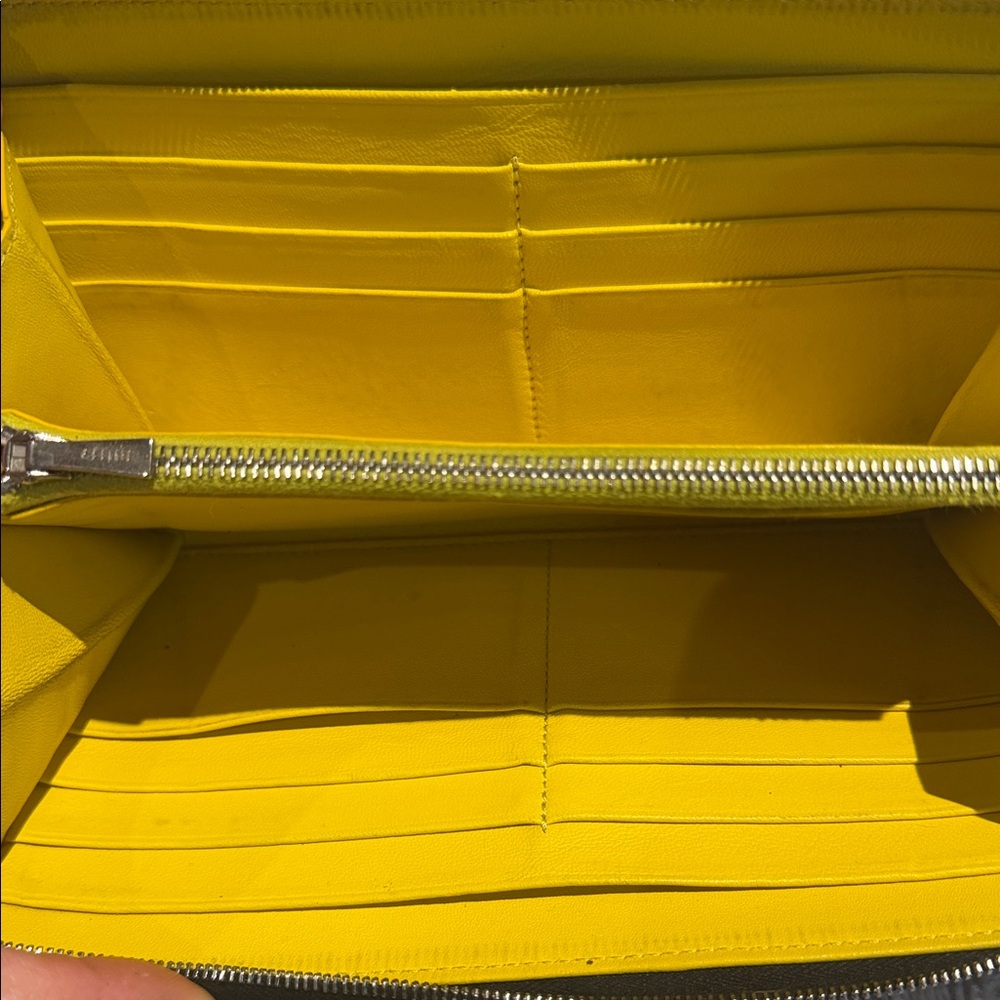 Celine Black Leather Wallet - Picture 4 of 10